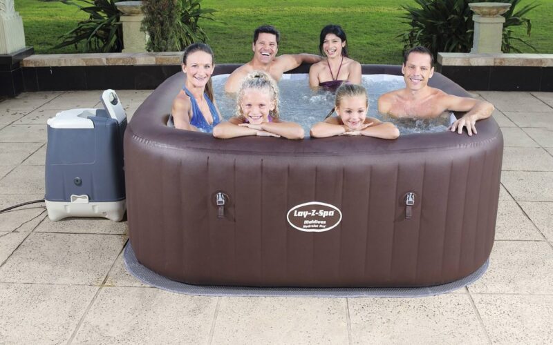 Lay Z Spa Maldives Hydrojet Pro Inflatable Hot Tub