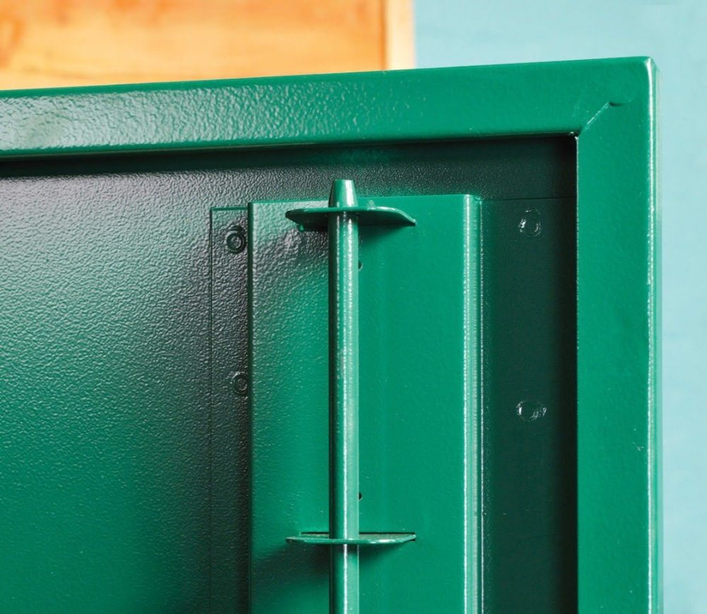 Asgard 5ftx3ft Secure Metal Garden Shed With 3 Point Locking - Image 3
