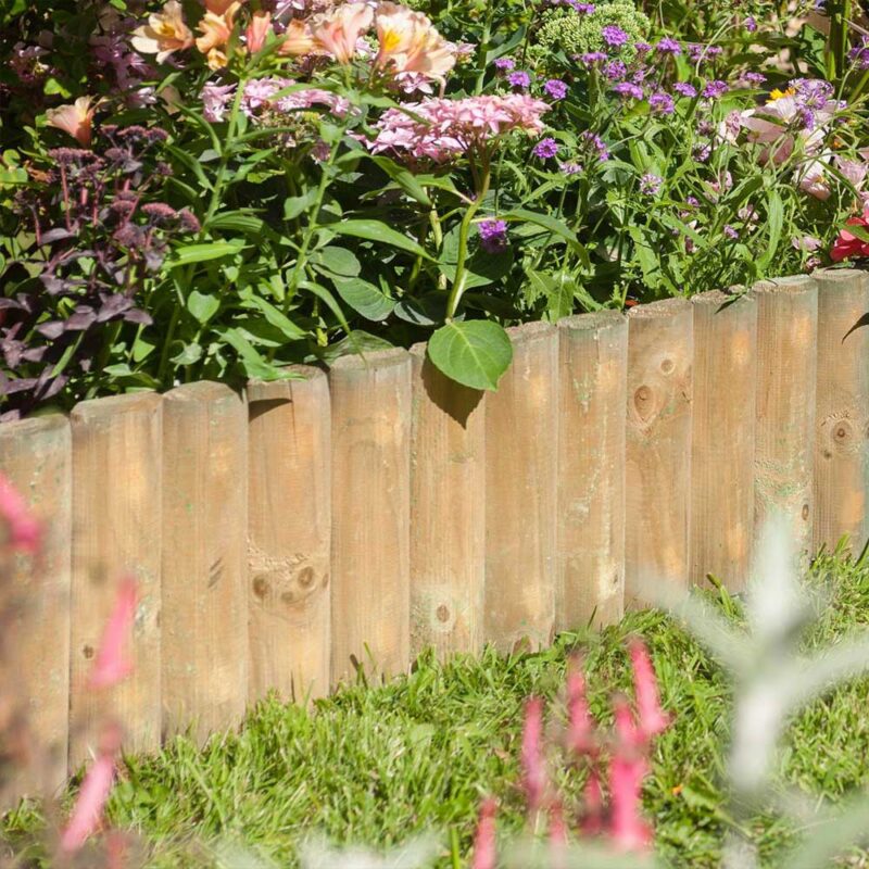 Wooden 6" Border Fence Edge with Spikes Pack of 2