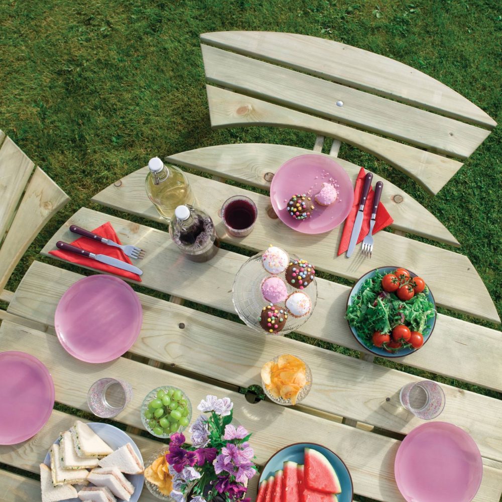 Round Timber Garden 8 Seater Picnic Table - Image 3