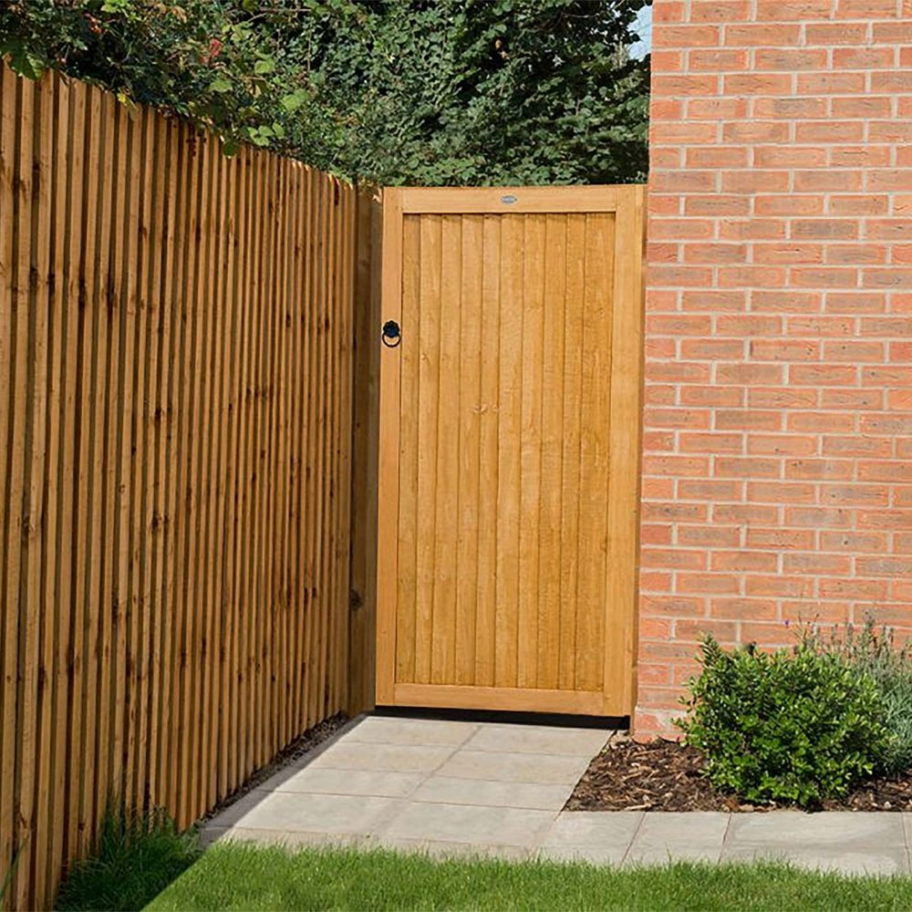 Dip Treated Robust Traditional 6ft High (1.83m) Board Gate