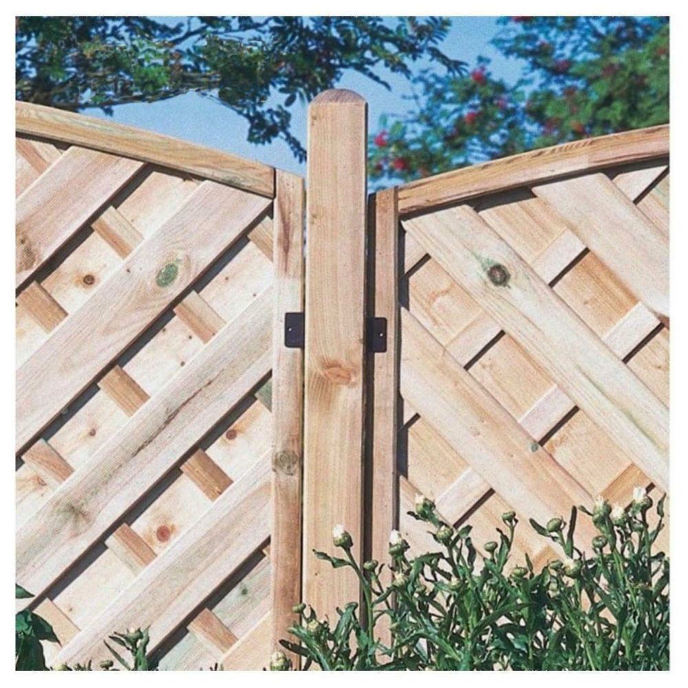 Heavy Duty Pressure Treated Ultima 8ft Fence Posts - 240 x 9 x 9cm