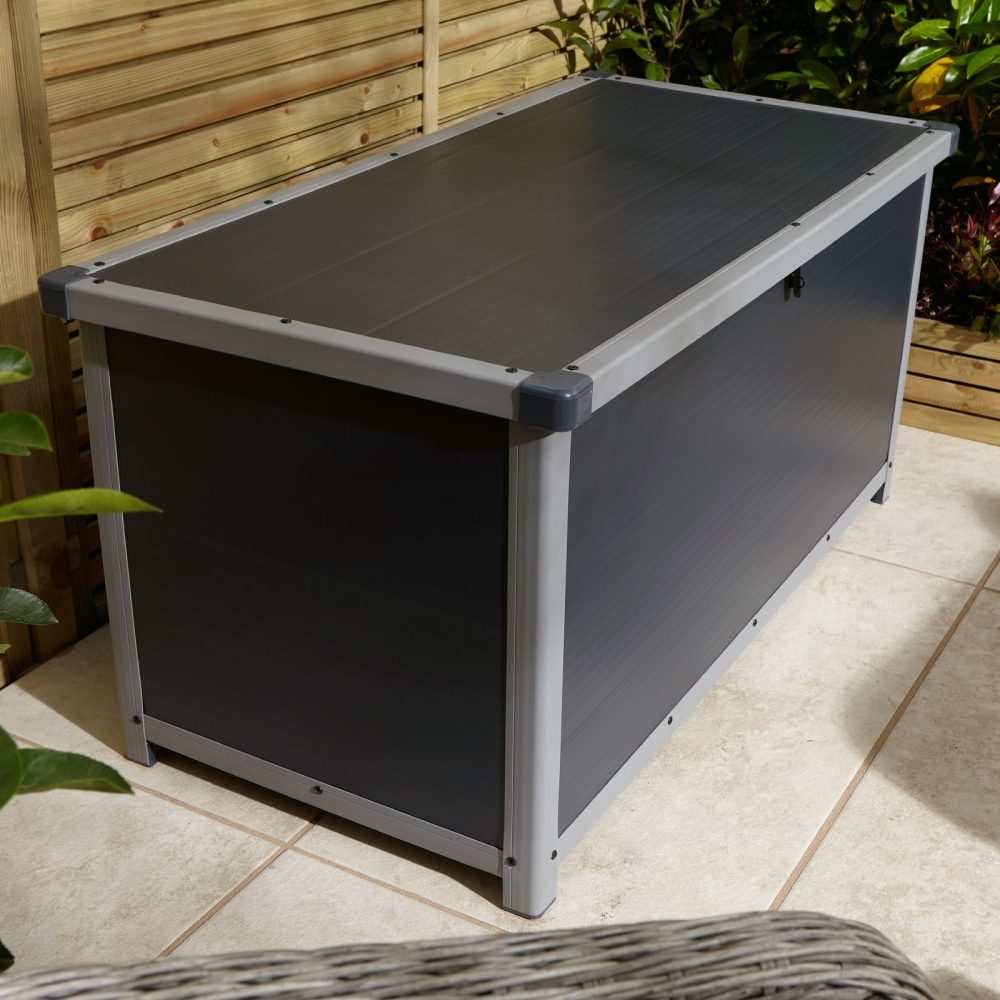 Airevale 4x2 Plastic Outdoor Garden Cushion Storage Box - Image 15