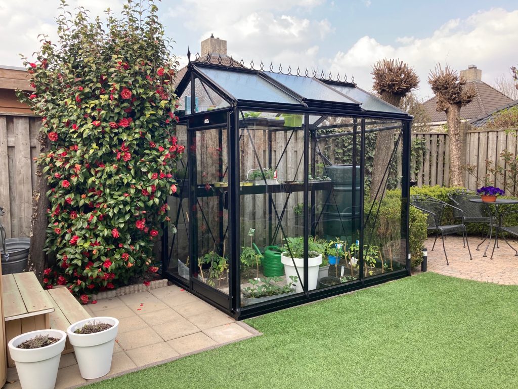 Pure Garden Buildings