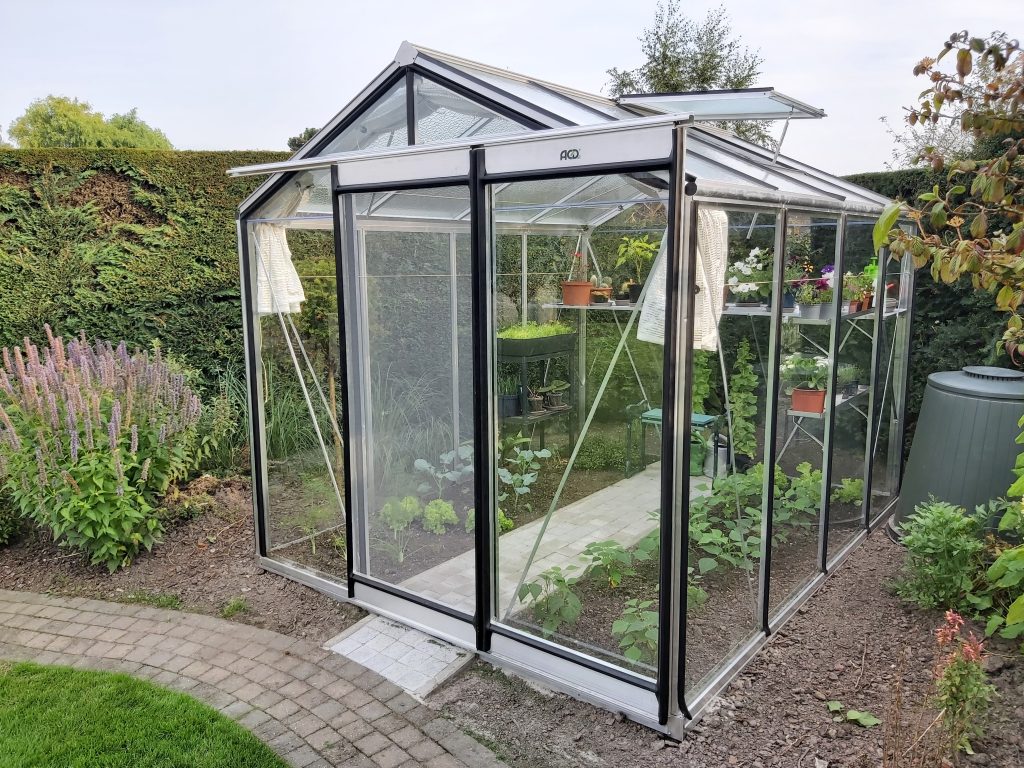 Pure Garden Buildings