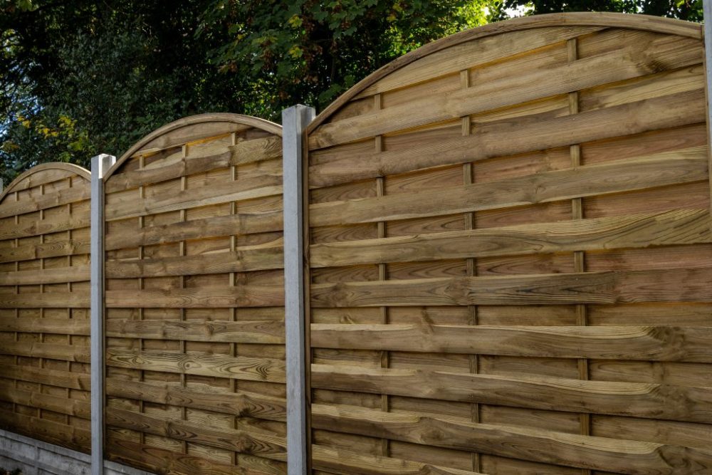 Forest Garden 6ft x 6ft (1.8m x 1.8m) Pressure Treated Decorative Dome Top Fence Panel - Image 2
