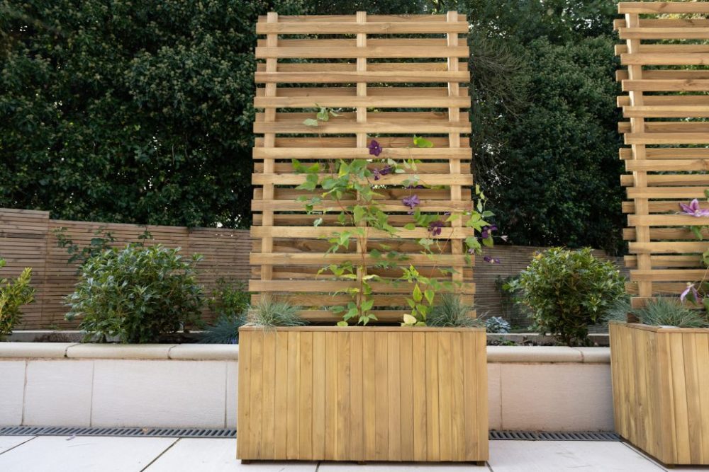 Forest Living Screen Planter