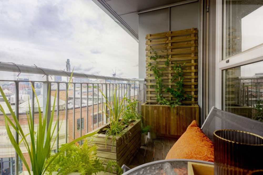Forest Living Screen Planter - Image 2