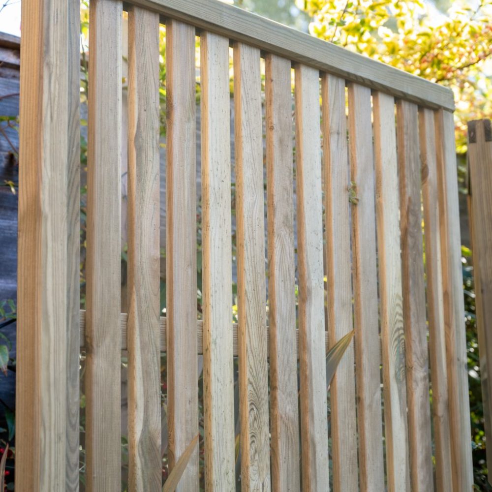 Forest Garden 1.8m x 0.9m Pressure Treated Vertical Slatted Screen - Image 3